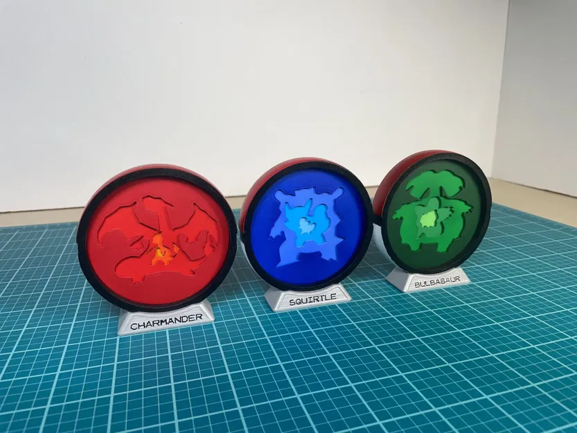 Sự tiến hóa của Pokemon với Pokeballs trong phong cách shadowbox - Image 1