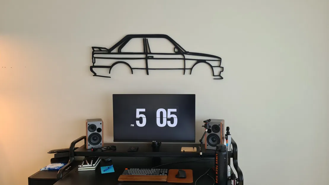 Nghệ thuật treo tường BMW E30 độc đáo và ấn tượng - Image 1