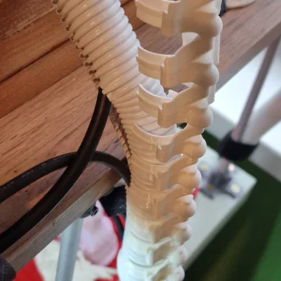 Kẹp dây cáp Ikea RABALDER cho tổ chức dây cáp gọn gàng