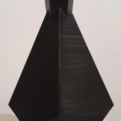 Bình hoa hình kim cương hiện đại và phong cách