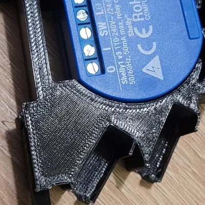 Giá đỡ DIN Shelly One với đầu nối Wago 221