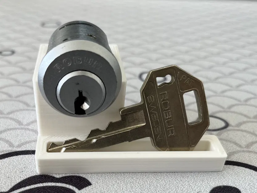 Giá đỡ khóa Robur cho việc trưng bày - Image 1