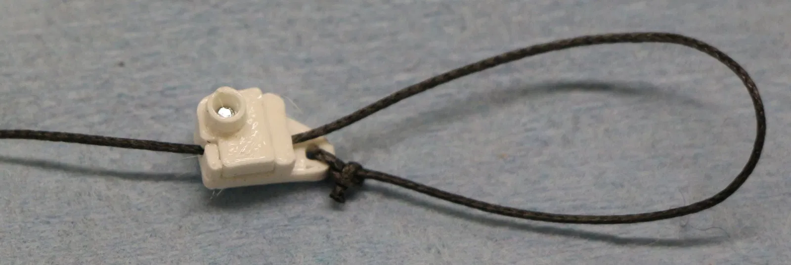 Kẹp khóa Clampsie cho thuyền buồm RC - Image 1