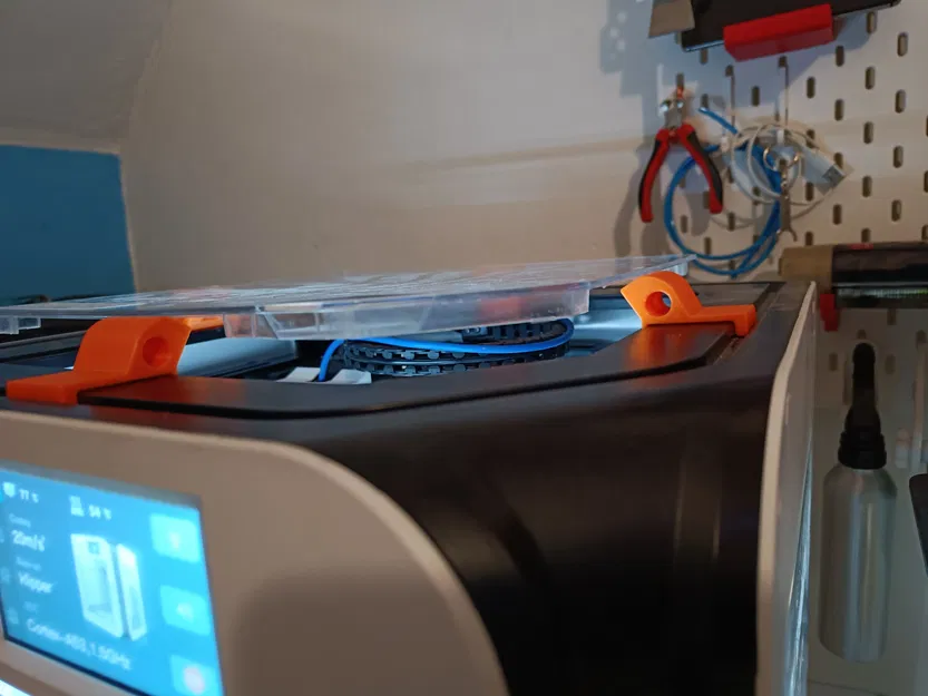 Giá đỡ nắp cho máy in 3D Qidi X-Smart 3 - Image 1