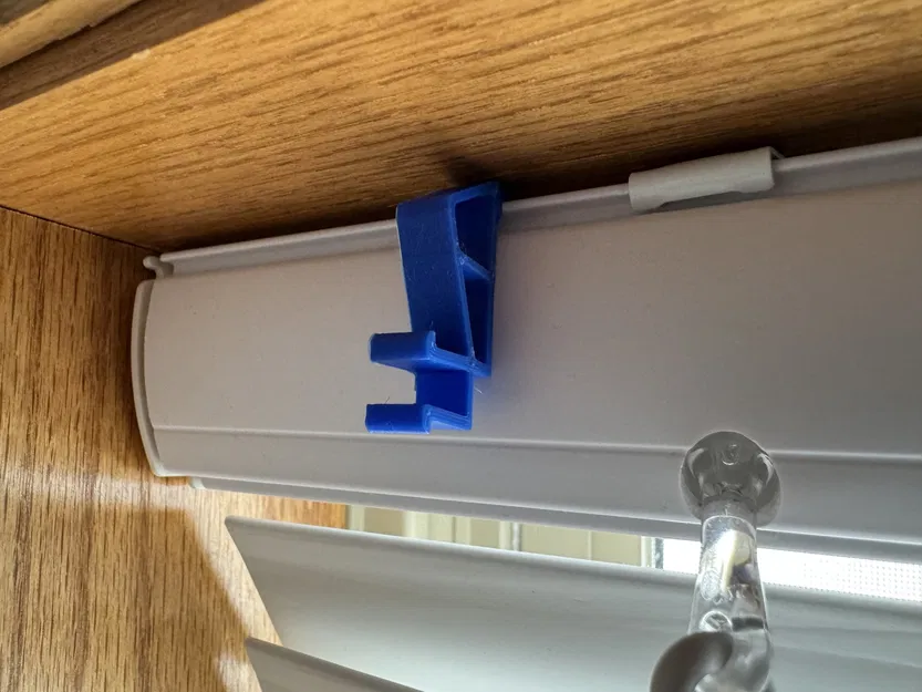 Kẹp che ánh sáng 2" thay thế cho rèm giả gỗ Home Depot - Image 1