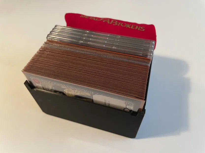 Hộp đựng bài Flesh and Blood Blitz Deck - Image 3