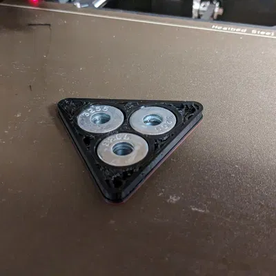 Chip poker "All in" với khe cắm trọng lượng tích hợp