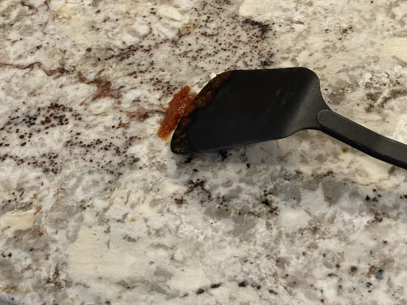 Giá đỡ thìa và spatula giúp giữ sạch bề mặt làm việc - Image 2