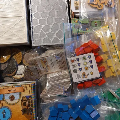 Các thành phần tổ chức trò chơi boardgame Orleans