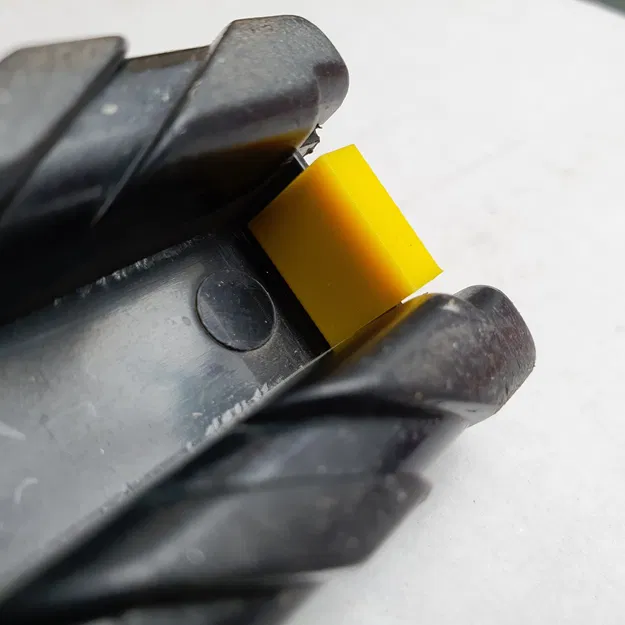 Kẹp thay thế cho đầu hút bụi Festool - Image 6