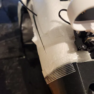 Cánh trước cho Atomrc Dolphin bị hỏng