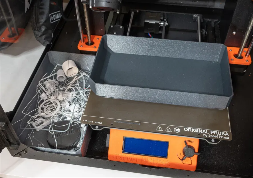 Thùng chứa bên trong mô hình enclosure cho máy in 3D - Image 2