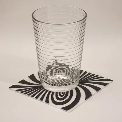 Bộ đế ly ảo giác với thiết kế độc đáo