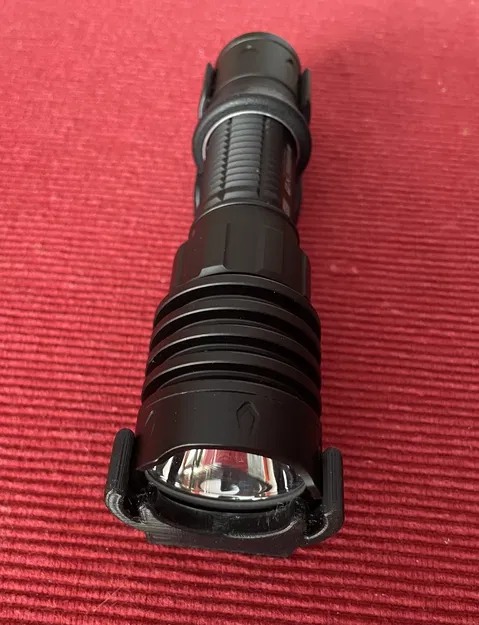 Giá đỡ đèn pin Olight Warrior 4X gắn tường hoặc tủ - Image 6