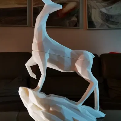 Tượng hươu với gạc tùy chỉnh thiết kế riêng