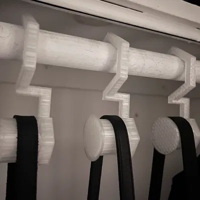 Giá treo túi xách cho dây da