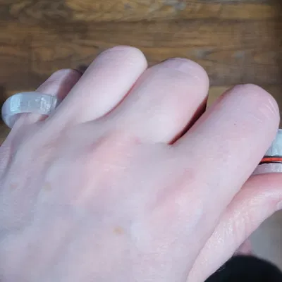 Con quay tay cầm sử dụng bạc đạn ván trượt