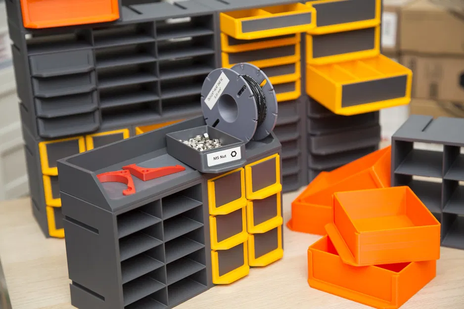 Hệ thống kệ modular cho xưởng làm đồ và lưu trữ linh kiện ... - Image 1