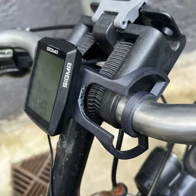 Giá đỡ máy tính xe đạp SIGMA trung tâm trên tay lái