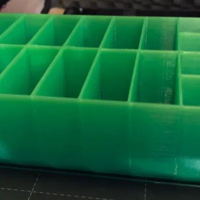 Hộp nhỏ để tổ chức ốc vít và đai ốc