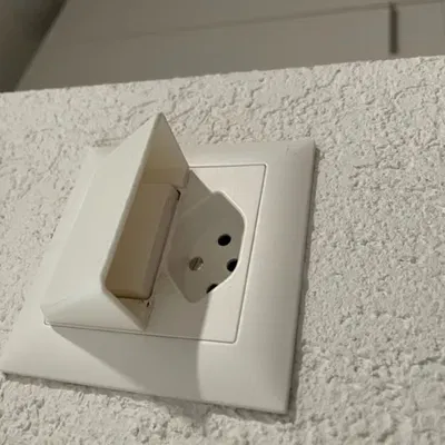 Nắp che công tắc đèn chống nhấn nhầm