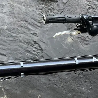 Kẹp cáp khung xe đạp và chắn bùn tháo rời