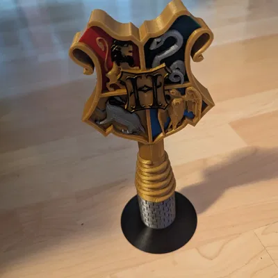 Giá đỡ tai nghe hình logo Hogwarts