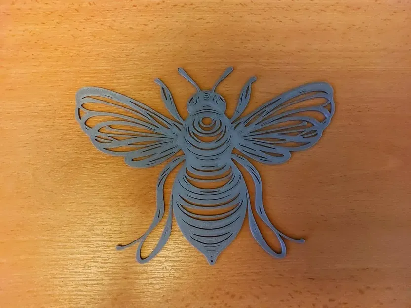 Trang trí tường bumblebee phong cách tối giản - Image 3