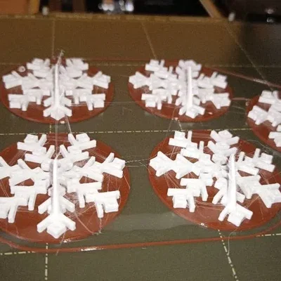 Giá treo tất Giáng Sinh hình bông tuyết cho lò sưởi