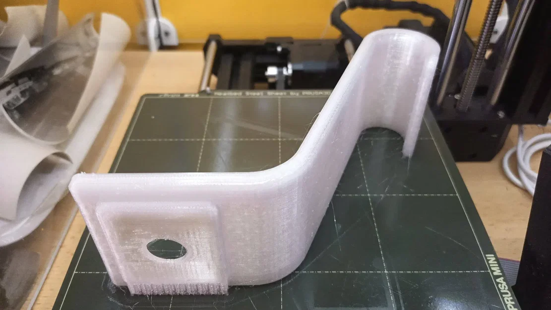 Giá treo túi cho khoang hành lý Mitsubishi Space Star - Image 5