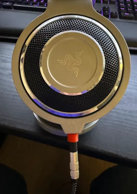 Bộ chuyển đổi khóa cáp Razer Kraken Forged Edition - Image 1