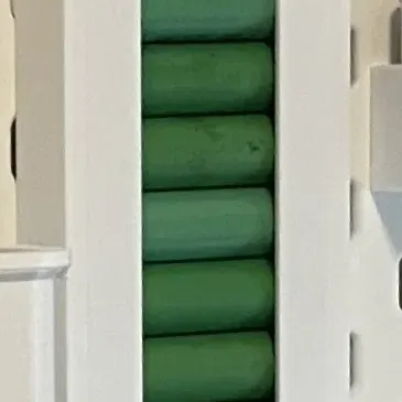 Giá đỡ pin 18650 cho Skadis - 12 chỗ để pin