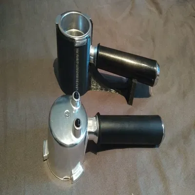 Giá đỡ tay cầm portafilter Delonghi cho máy pha cà phê EC680/EC685