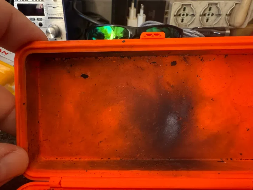 Hộp chứa pin CR2032 chắc chắn với khả năng lưu trữ 50 pin - Image 10