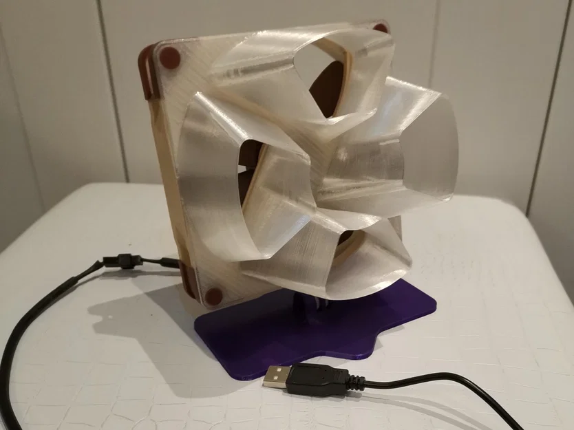 Quạt bàn Noctua 140mm với thiết kế cải tiến - Image 1