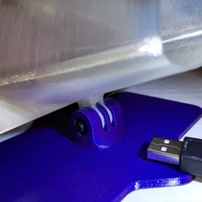 Quạt bàn Noctua 140mm với thiết kế cải tiến