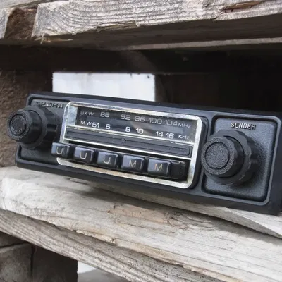 Núm điều chỉnh điện trở cho radio cổ