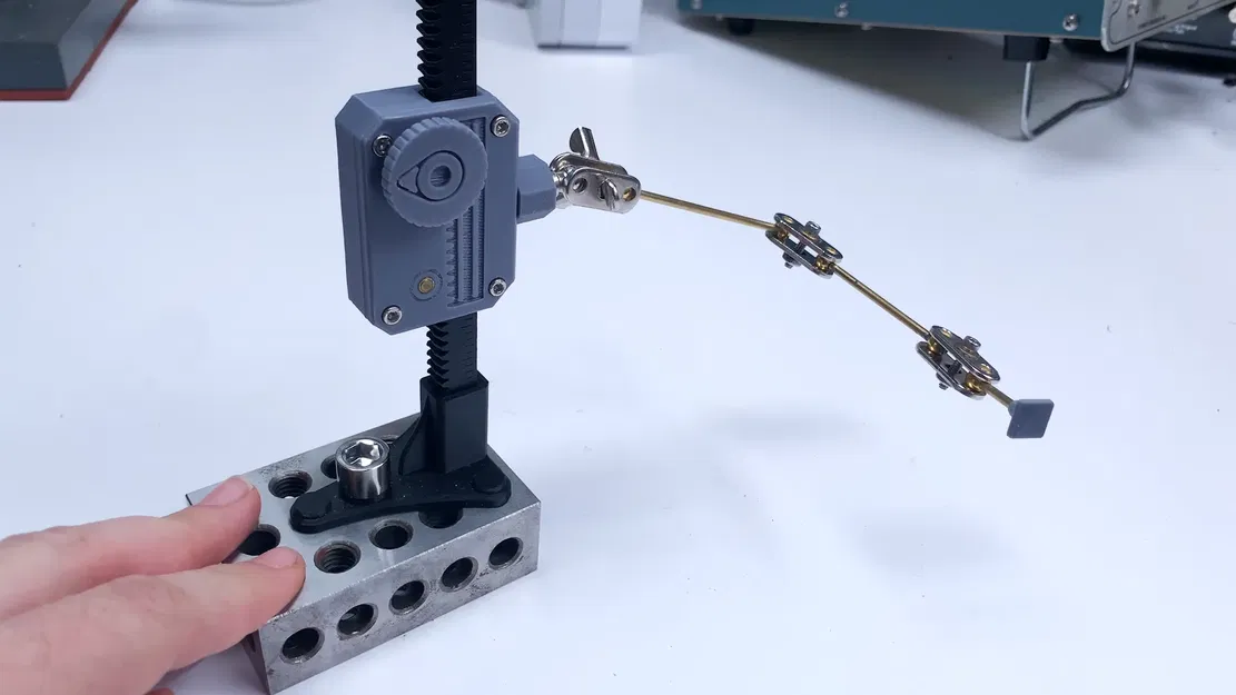 Giá đỡ nhân vật stop motion sử dụng cơ cấu bánh răng - Image 2