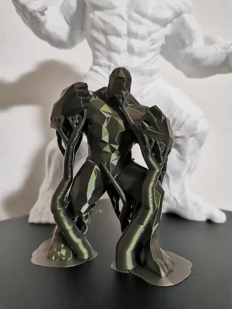 Nhân vật Hulk phong cách Low Poly - Image 2