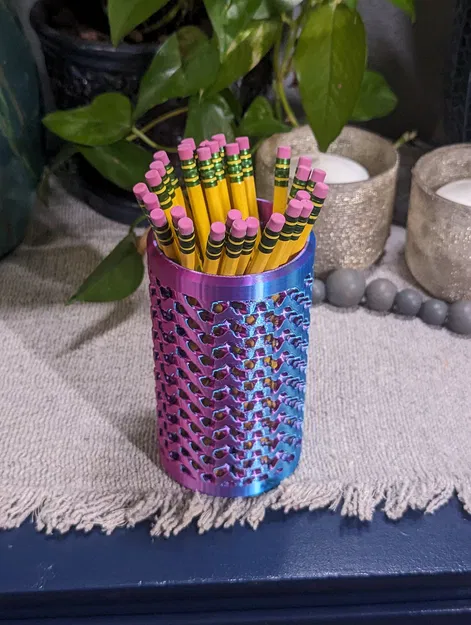 Cốc bút/vase phong cách độc đáo từ lưới Schwarz D - Image 1