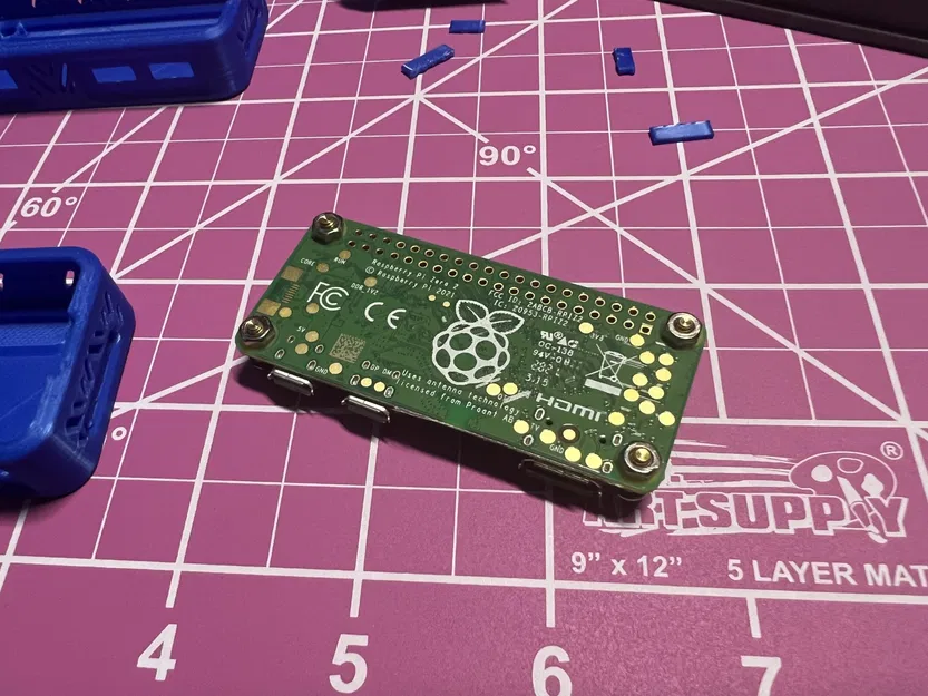 Vỏ Raspberry Pi Zero 2 W với không gian cho tản nhiệt - Image 4