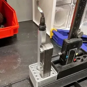 Giá đỡ công cụ làm mịn và thước đo độ dày lưới 1x1 Grid...