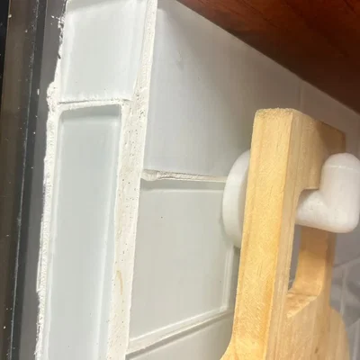 Giá treo dụng cụ bếp cho bảng cắt và vật dụng khác