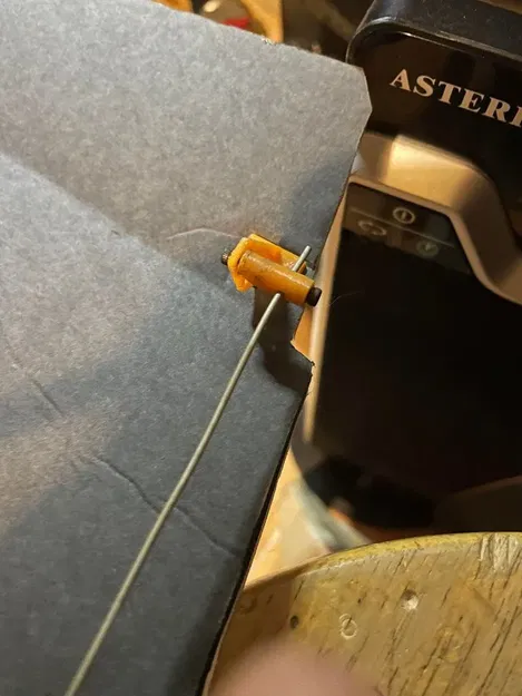 Cần điều chỉnh cho máy bay điều khiển từ xa với chân đỡ ... - Image 3