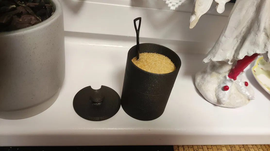 Bình đường kính với lỗ để muỗng trong bếp - Image 2