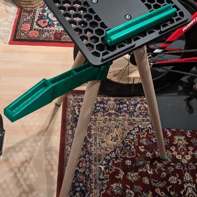 Bàn Zwift cho iPad và điện thoại thông minh lớn