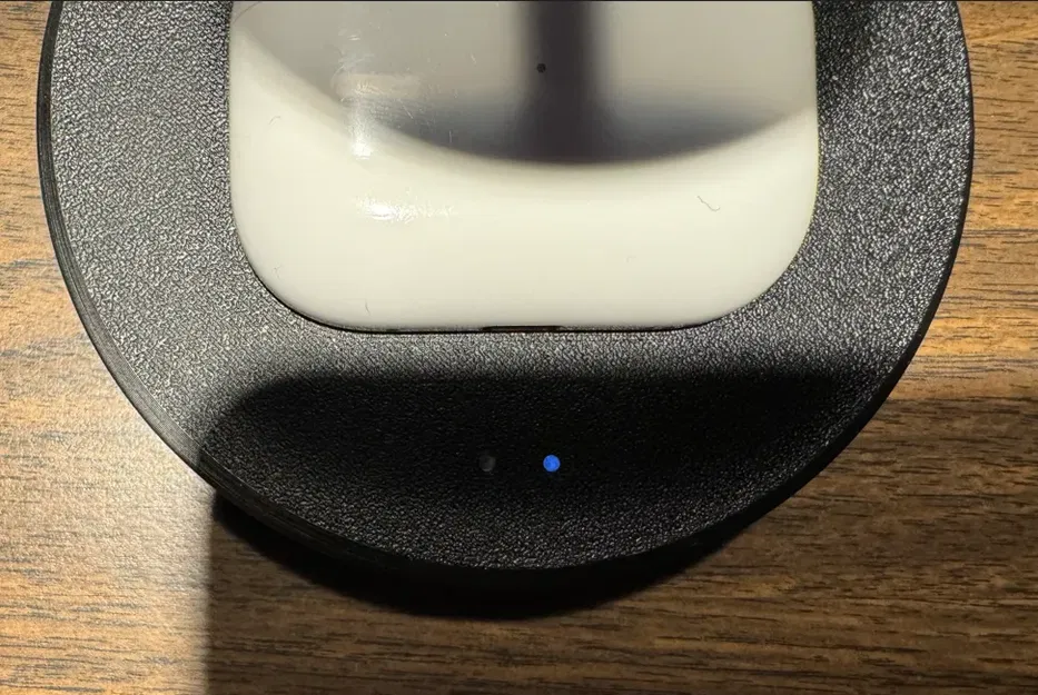 Bộ điều chỉnh căn chỉnh đế sạc Anker PowerWave cho AirPods Pro - Image 3