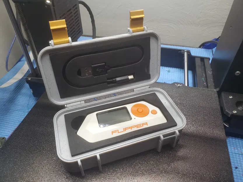 Vỏ bảo vệ Flipper Zero với ốc vít 4mm và khe cắm thẻ SD - Image 1