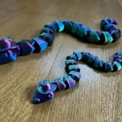 Con rắn có mũ cao bồi độc đáo