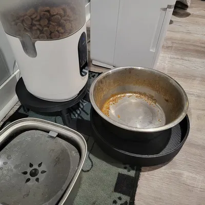 Giá đỡ bát ăn tự động cho thú cưng